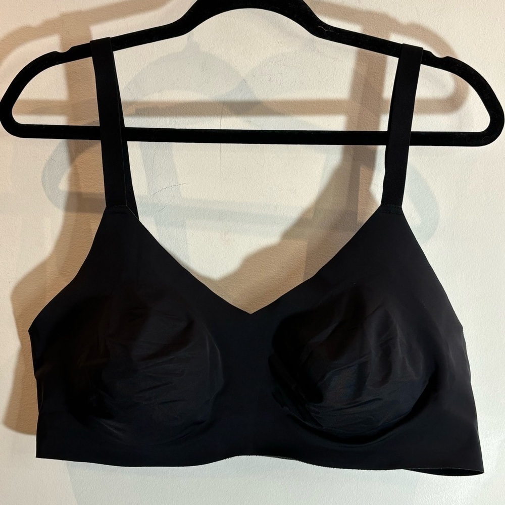 KNIX Sz 7+ No Underwire Seamless Adjustable Straps & Back Removable Pads Bra